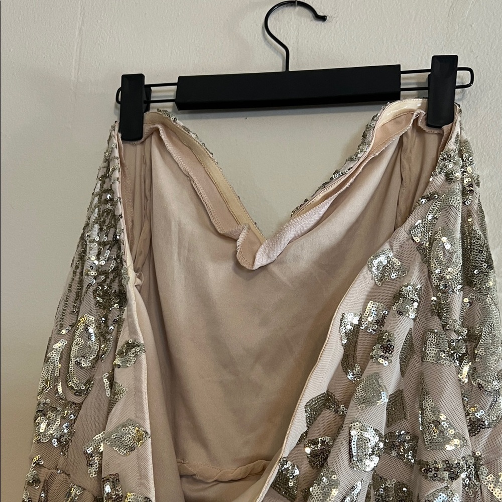 PrettyLittleThing Silver/ gold Embellished Dress - Picture 8 of 10